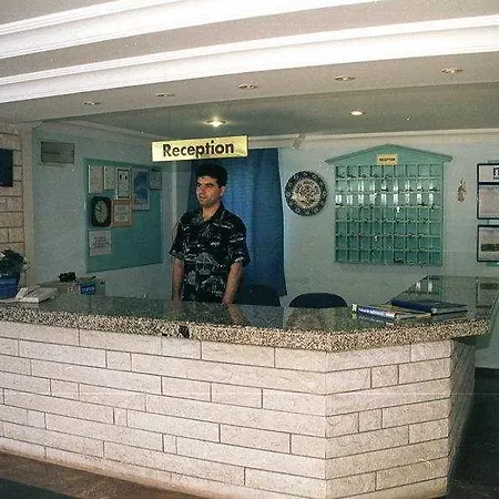Baris 4*